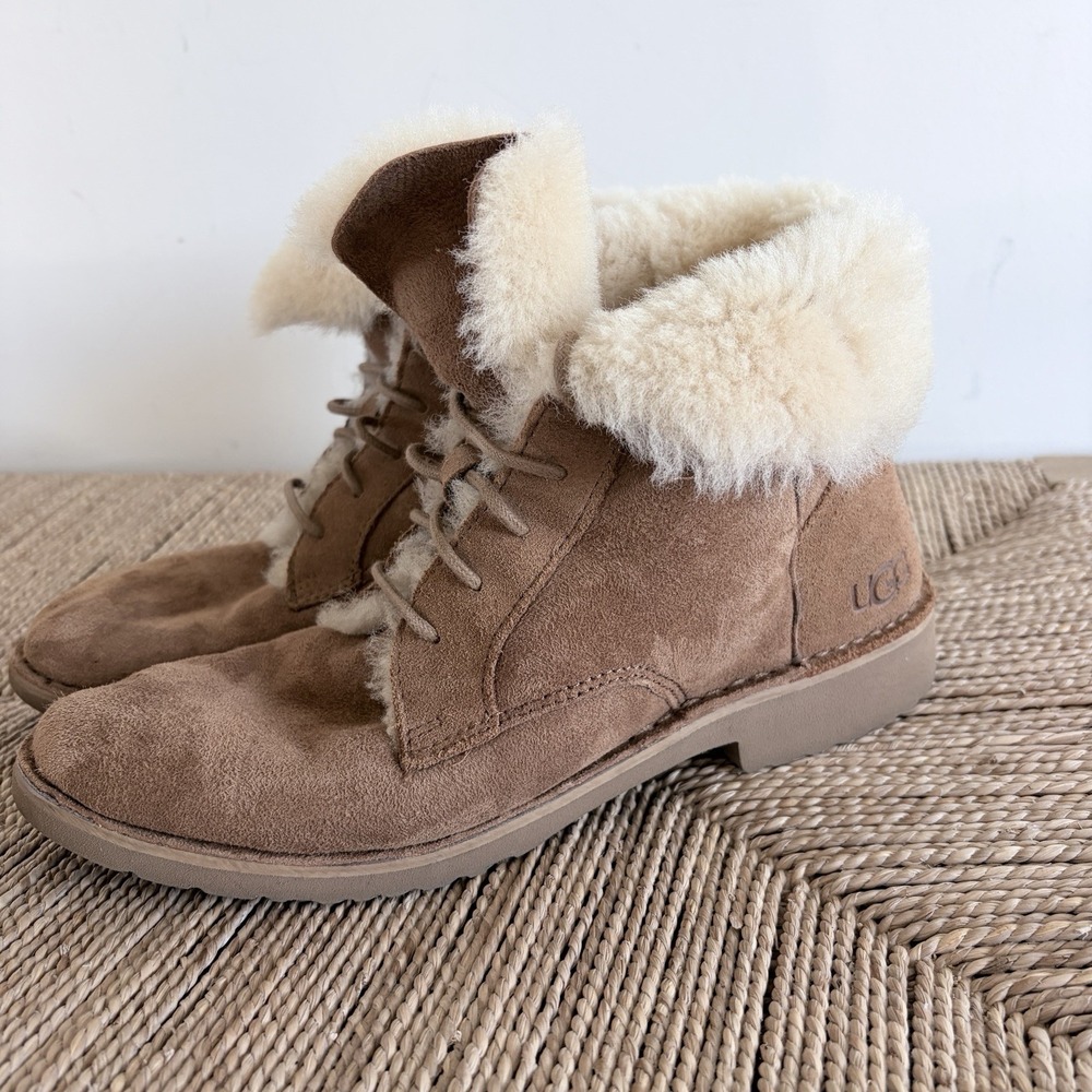 UGG Womens Quincy Boots Suede Lace Up Chestnut 1012359 Sheepskin Lined Shoe Sz 9